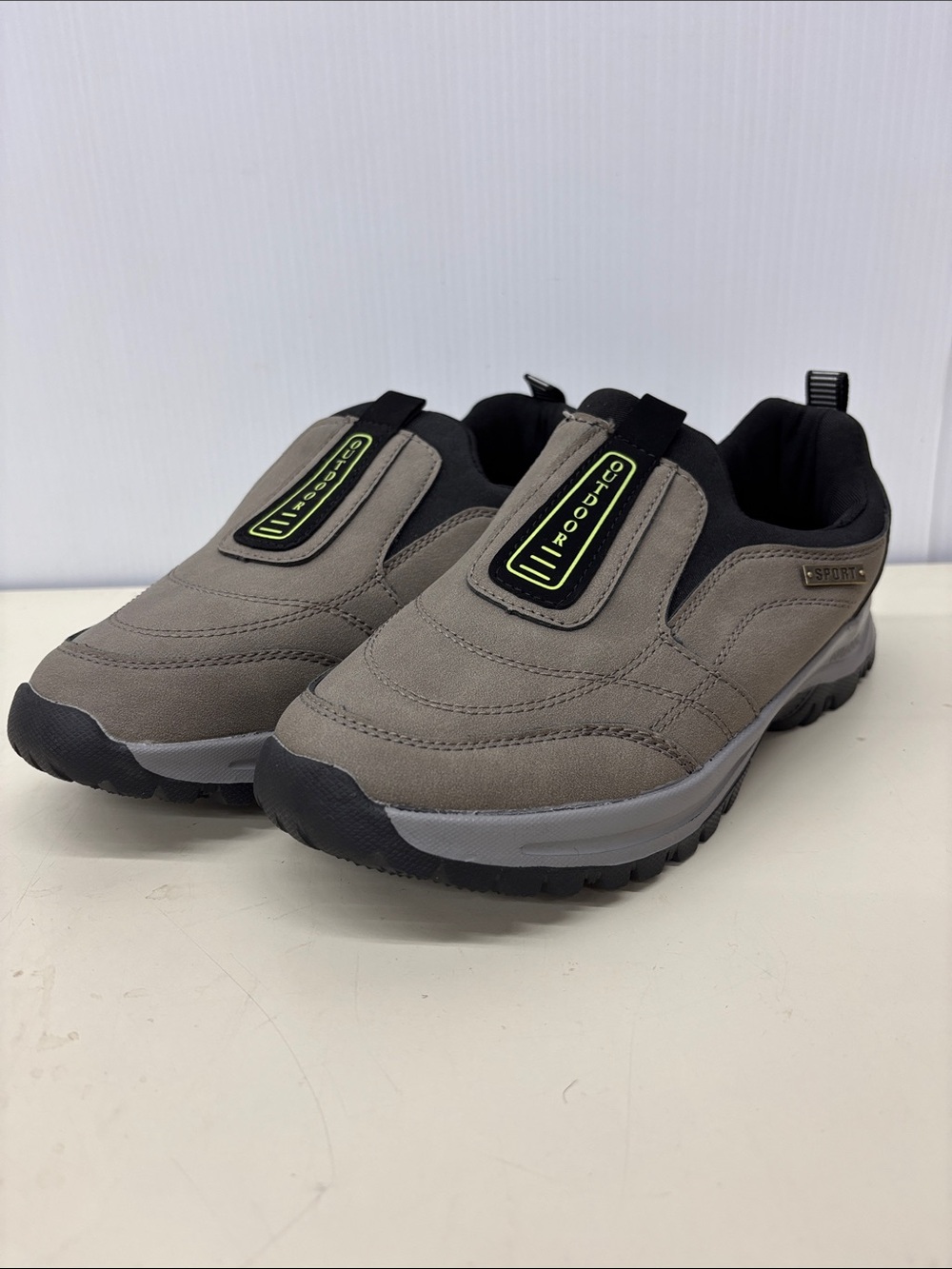 Outdoor Slip-On Men's Casual Comfort Loafers in Gray with Neon Accent